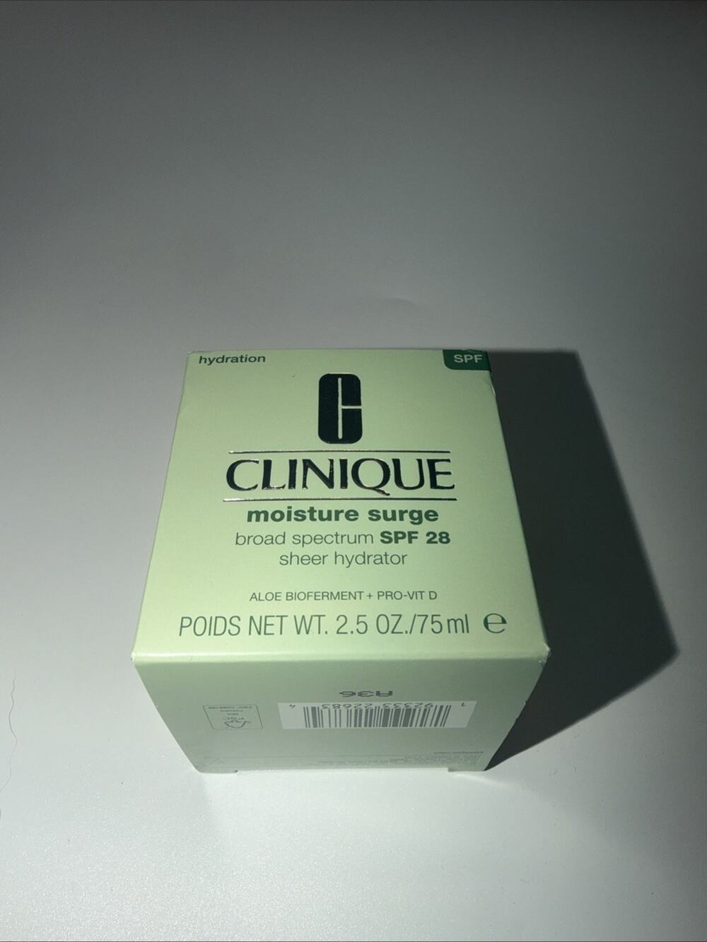 Clinique Moisture Surge Broad Spectrum SPF 28 Sheer Hydrator Face Moisturizer